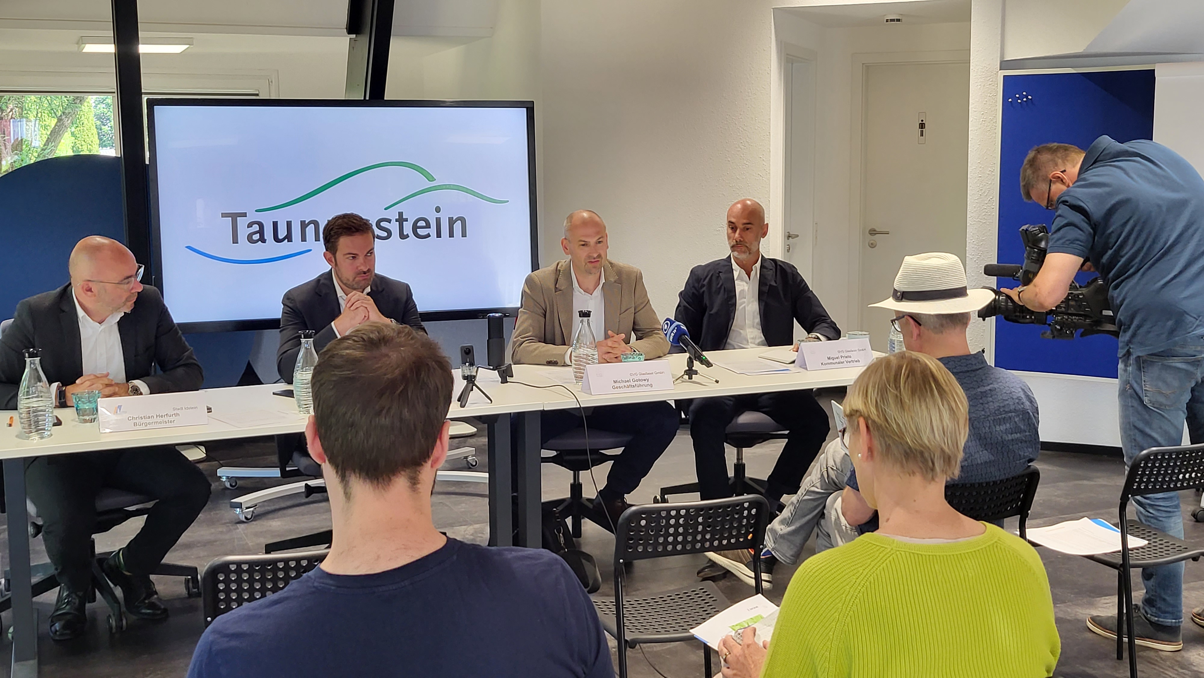 Pressekonzferenz Glasfasernetz