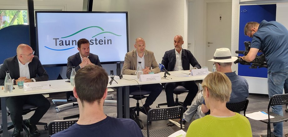 Pressekonzferenz Glasfasernetz