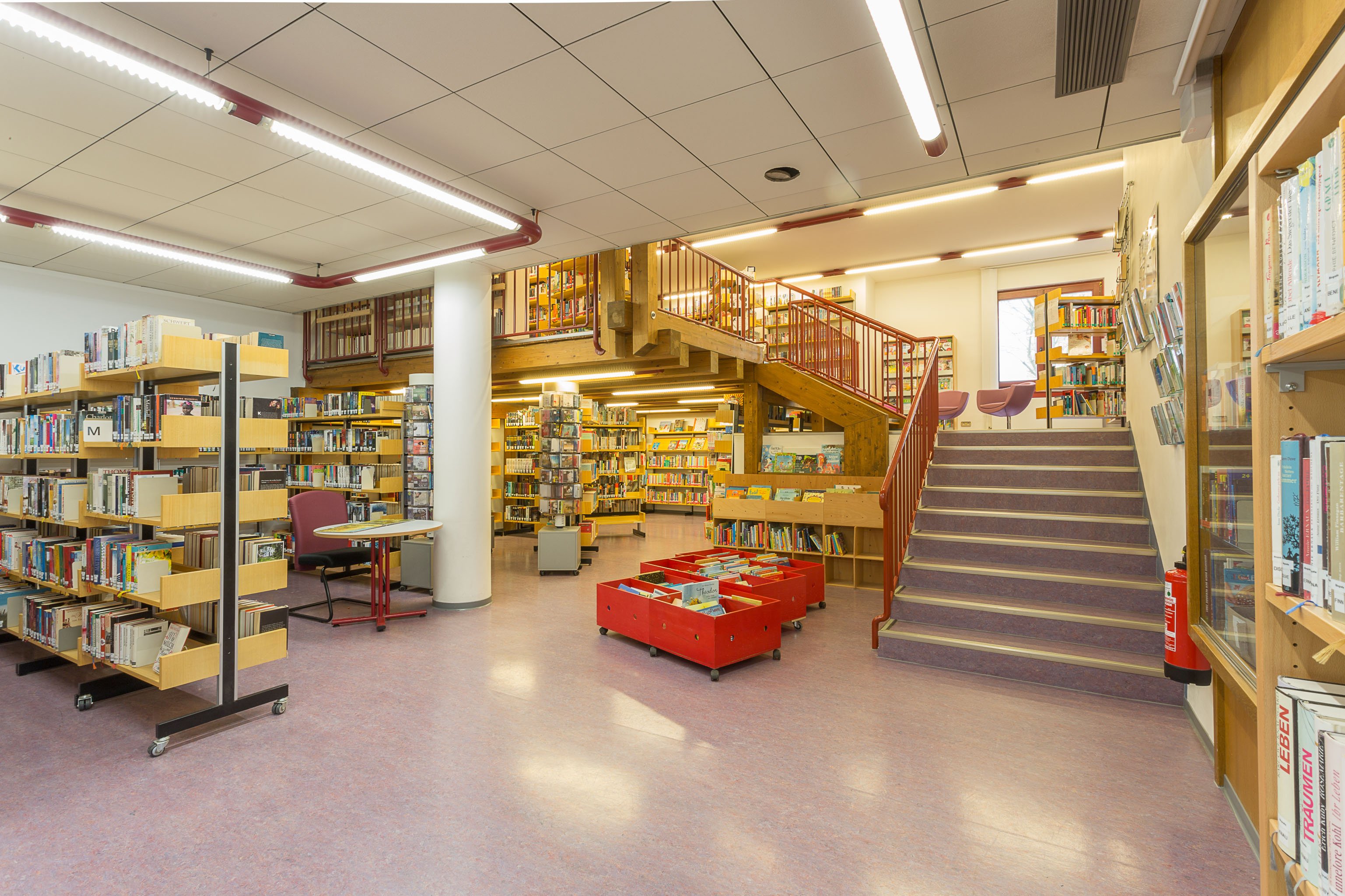 Blick in die Bücherei Erdgeschoss