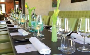 Eulenstein ein gedeckter Tisch