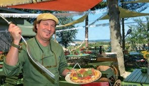 Trattoria Don Lilo ein Pizzabäcker