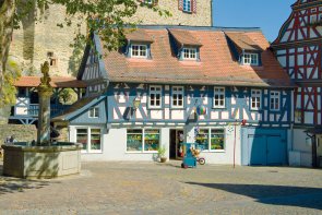 König-Adolf-Platz 4 Fachwerkhäuser