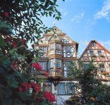 Killingerhaus - Standort der Tourist-Info in einem Fachwerkhaus